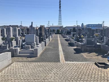 越谷中央霊園　明るい雰囲気の霊園